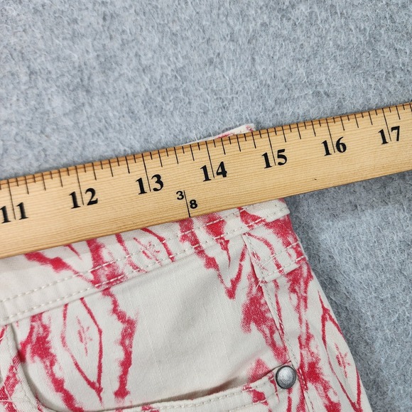 Mudd Diamond AOP Print Shorts Juniors Size 29x2 White/Pink Raw Edge - Picture 5 of 16